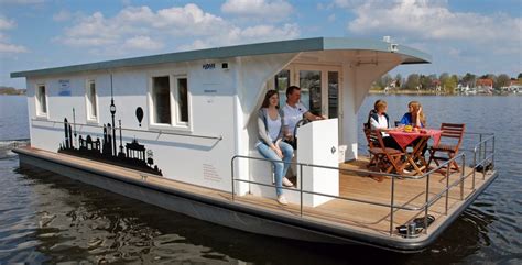 Hausboot für Bootsurlaub an der Mecklenburger .